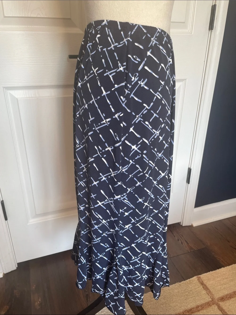 Dialogue Abstract Geometric Print Midi Skirt Ruffle Hem Navy Blue Size Medium